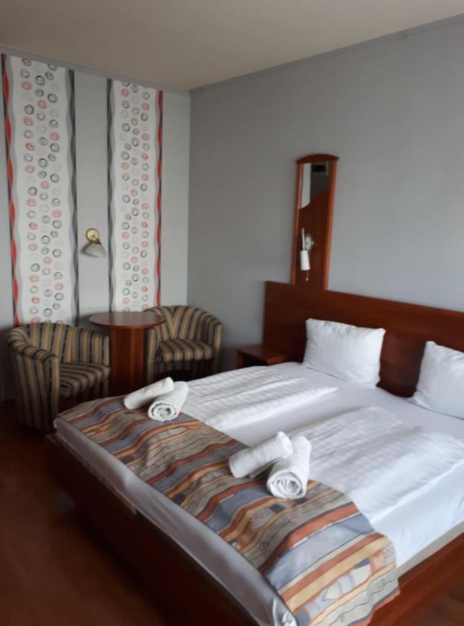 Wolf Hotel Sárvár Extérieur photo