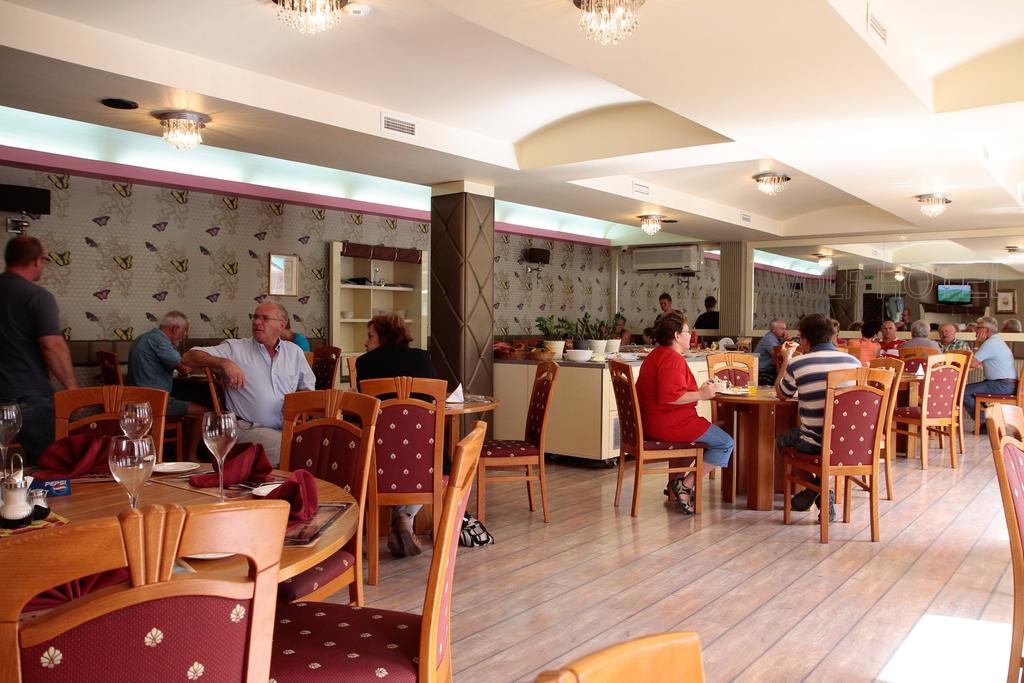 Wolf Hotel Sárvár Extérieur photo